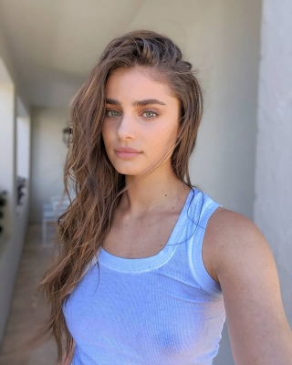 Taylor-Marie-Hill-020417 (1)